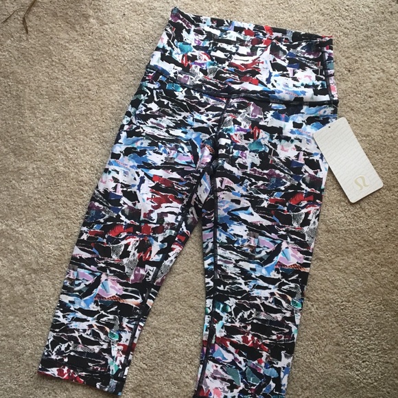 lululemon athletica Pants - Lululemon New Hi Rise MultiColor Wunder Under Crop